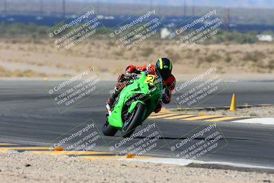 media/Oct-20-2024-CVMA (Sun) [[d4a3dff211]]/Race 3-Amateur Supersport Middleweight/